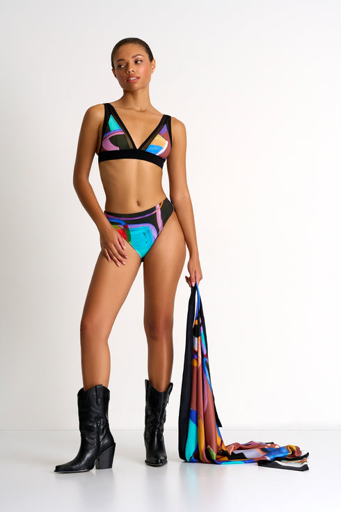 Shan Classique Elegant and supportive bikini top